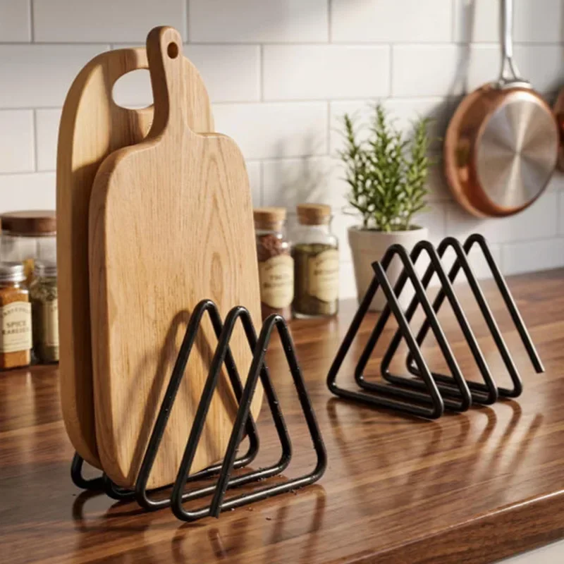 Kitchen Cabinet Baking Organizer - 三角形のまな板収納ラック 省スペース キャビネット カウンタートップ まな板ホルダー ベーキングトレイオーガナイザー